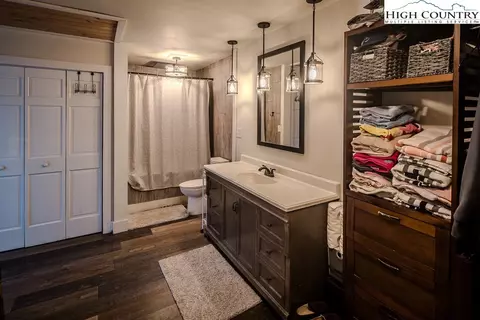 Bath - 8012 Big Ivy, Purlear, NC 28665 photo 4 of 4