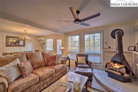 220 Charter Hills Rd #B-2, Beech Mountain, NC 28604