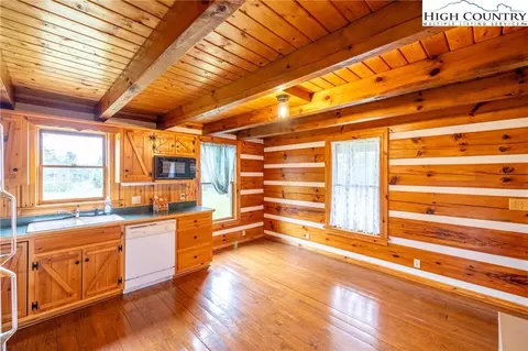 45 Bailey Rd, Ennice, NC 28623 photo 18