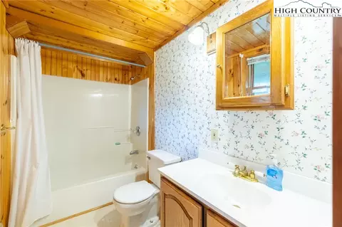 45 Bailey Rd, Ennice, NC 28623 photo 16