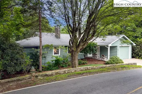 836 Sunset Dr, Blowing Rock, NC 28605