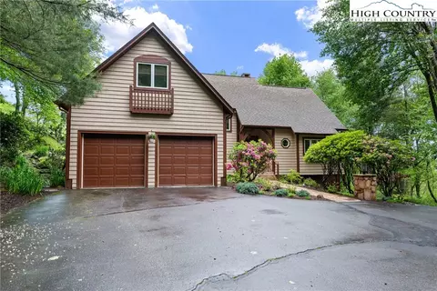 349 Belmont Dr, Boone, NC 28607 photo 3