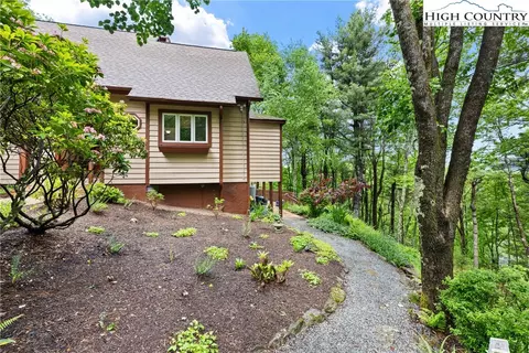 349 Belmont Dr, Boone, NC 28607 photo 5