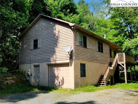 130 Stoneybrook Ct, Boone, NC 28607