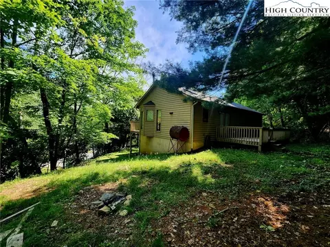 130 Stoneybrook Ct, Boone, NC 28607 photo 6