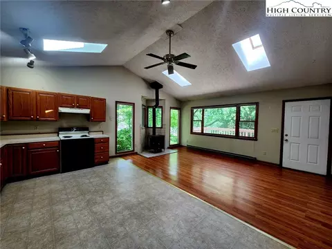 130 Stoneybrook Ct, Boone, NC 28607 photo 12