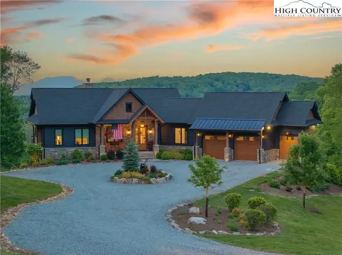 130 Old Mcguire Rd, Banner Elk, NC 28604