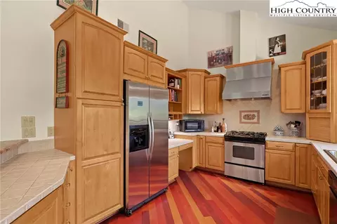 Kitchen - 101 103 Greenbriar Rd, Beech Mountain, NC 28604 photo 2 of 4