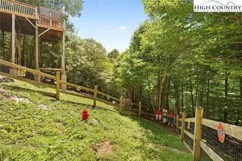 Exterior - 101 103 Greenbriar Rd, Beech Mountain, NC 28604 photo 13 of 13