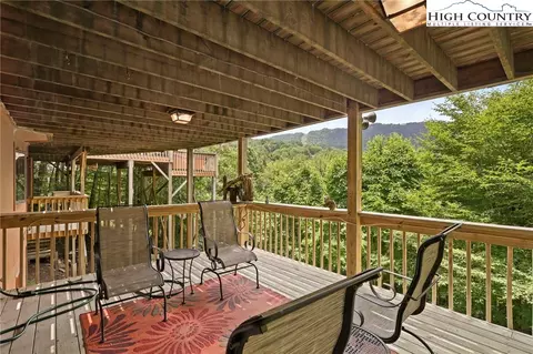 Exterior - 101 103 Greenbriar Rd, Beech Mountain, NC 28604 photo 10 of 13