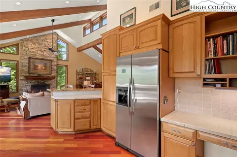 Kitchen - 101 103 Greenbriar Rd, Beech Mountain, NC 28604 photo 4 of 4