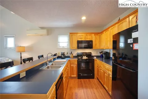 165 Grandfather Cir #132, Seven Devils, NC 28604 photo 10