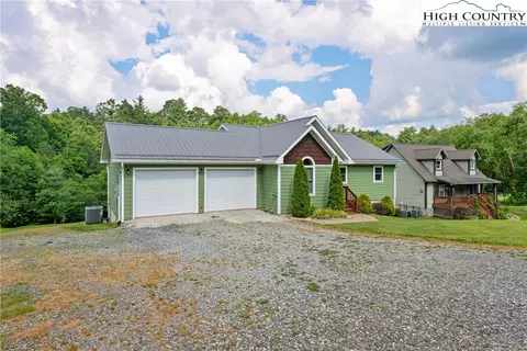 348 H Stanley Miller Rd, Deep Gap, NC 28618 photo 4