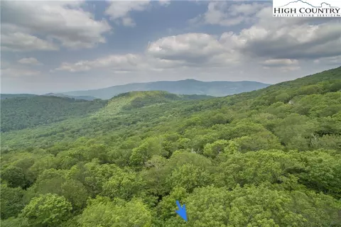 75 Green Cliffs Rd, Sugar Mountain, NC 28604 photo 9