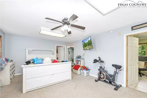 195 Trinity Ln, Jefferson, NC 28640 photo 32