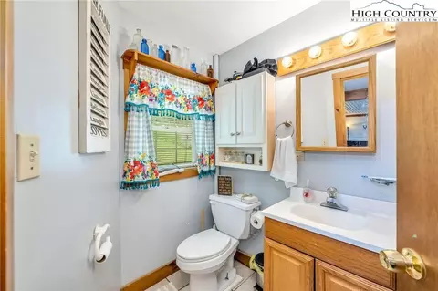195 Trinity Ln, Jefferson, NC 28640 photo 40
