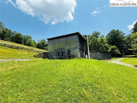 201 Colt Crk, Lansing, NC 28643