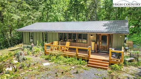 21 Jay Vance Ln, Newland, NC 28657