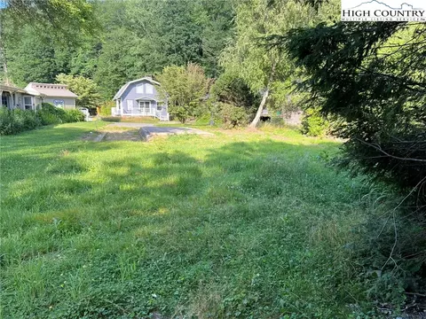 71 Meadow Loop, Newland, NC 28657 photo 7