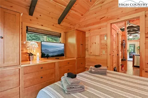 Bedroom - 165 John Dotson Rd, Boone, NC 28607 photo 6 of 6