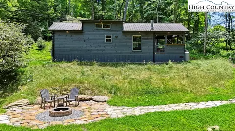 Exterior - 165 John Dotson Rd, Boone, NC 28607 photo 4 of 25