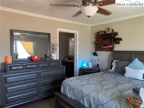 Bedroom - 209 Walnut Ln, Sparta, NC 28675 photo 2 of 8