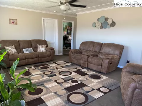Living - 209 Walnut Ln, Sparta, NC 28675 photo 2 of 4
