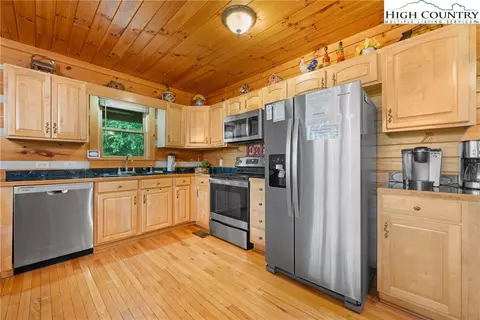 229 Quick Way, Boone, NC 28607 photo 5