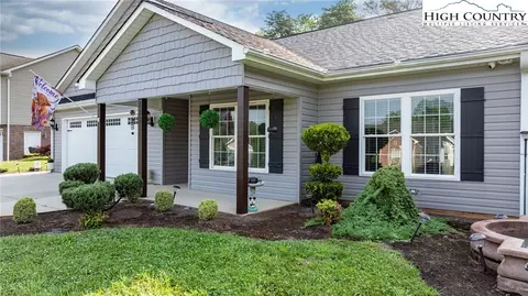 120 Deer Crk, Hudson, NC 28638