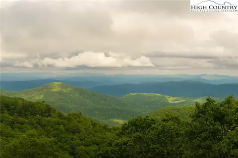 3 Reynolds Parkway, Boone, NC 28607