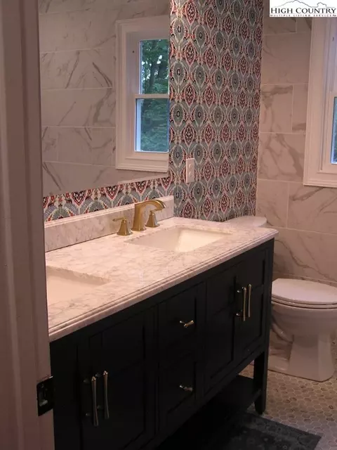 Bath - 384 New River Hts, Boone, NC 28607 photo 1 of 8