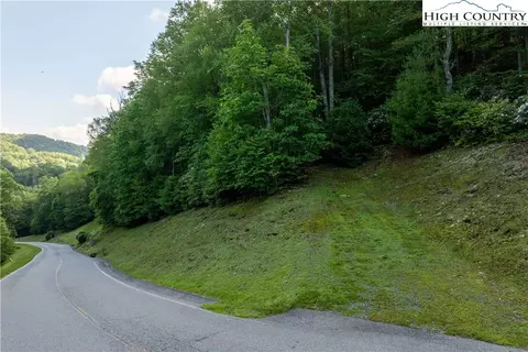 tbd Lot 108 Firethorn Trl, Blowing Rock, NC 28605