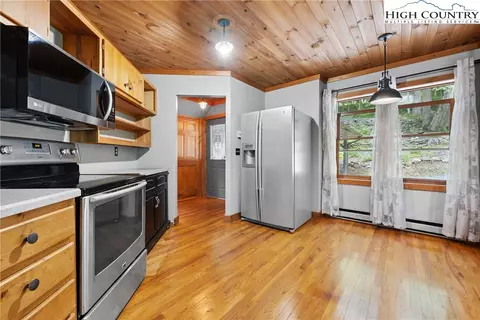 216 Cane Rd, Boone, NC 28607 photo 8