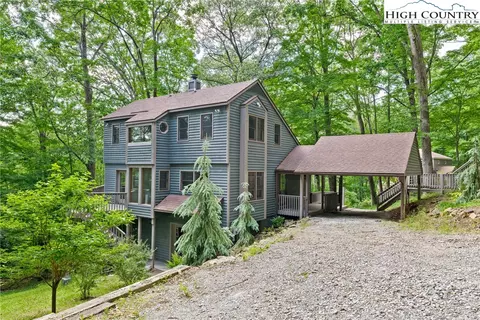 216 Cane Rd, Boone, NC 28607 photo 2