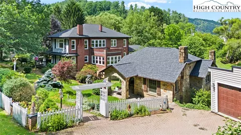 205 Old Us Highway 421, Sugar Grove, NC 28679