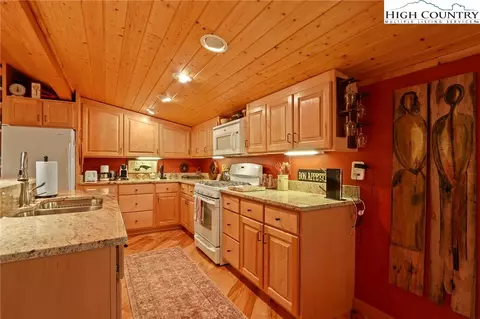 Kitchen - 190 Rustic Rdg, Boone, NC 28607 photo 1 of 5