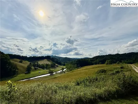 lot30 River Rock Way, Lansing, NC 28643