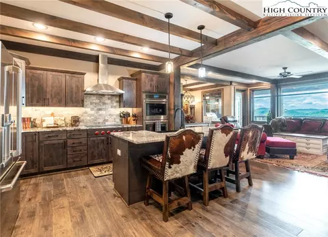 286 Summit View Pkwy #S811, Boone, NC 28607