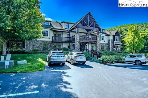 135 Wapiti Way # -D, Banner Elk, NC 28604
