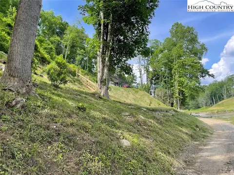 647 Riverside Ln, Crumpler, NC 28617 photo 22