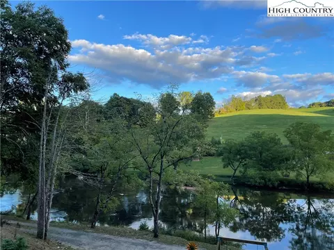 647 Riverside Ln, Crumpler, NC 28617 photo 26