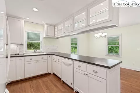 125 Schaffer Rd, Boone, NC 28607 photo 6