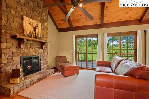 570 Waterstone Dr, Boone, NC 28607 photo 7