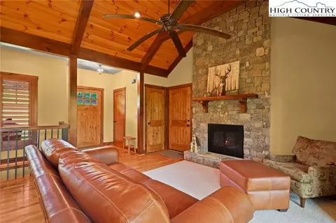 570 Waterstone Dr, Boone, NC 28607 photo 10