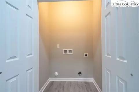 Other - 337 Perkins St, Boone, NC 28607 photo 3 of 5
