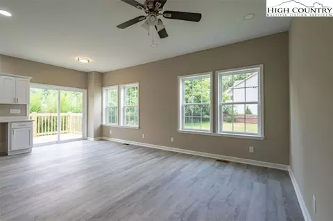 Living - 337 Perkins St, Boone, NC 28607 photo 1 of 2