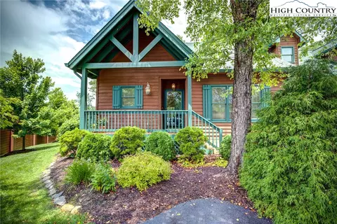 101 Clary Ct #101, Blowing Rock, NC 28605