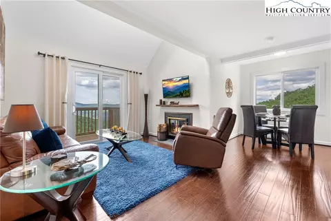 110 Sugar Ski Dr #10-103, Sugar Mountain, NC 28604