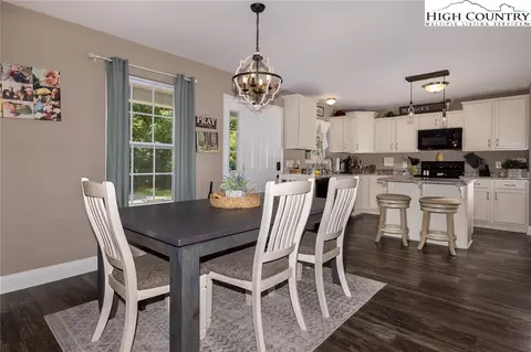 Dining - 351 Colony Ln, Purlear, NC 28665 photo 2 of 2