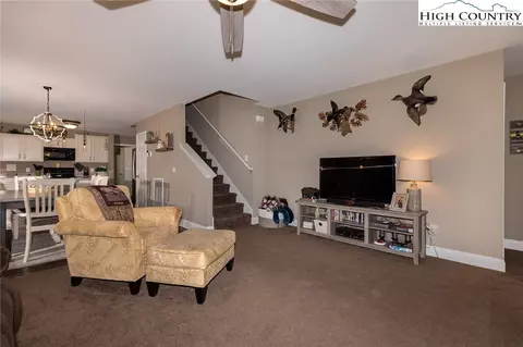 Living - 351 Colony Ln, Purlear, NC 28665 photo 2 of 3